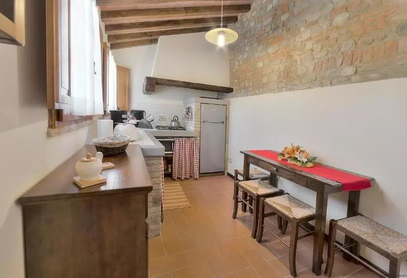 ホテル Podere Le Rondini