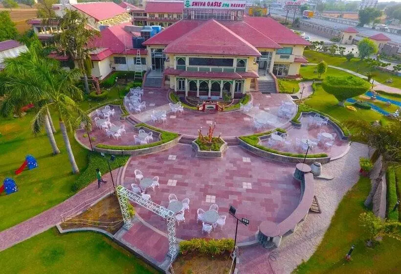 ホテル Shiva Oasis Resort