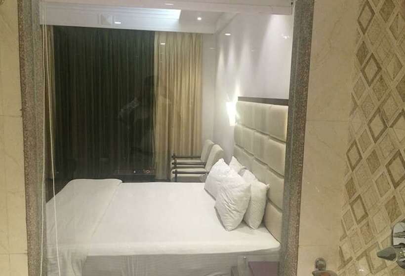 Отель Shiva Oasis Resort