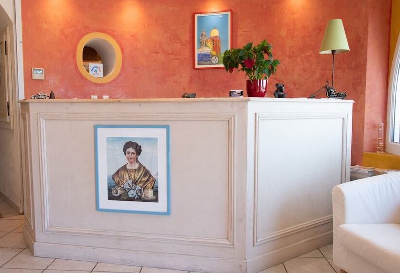 酒店 & Spa La Villa