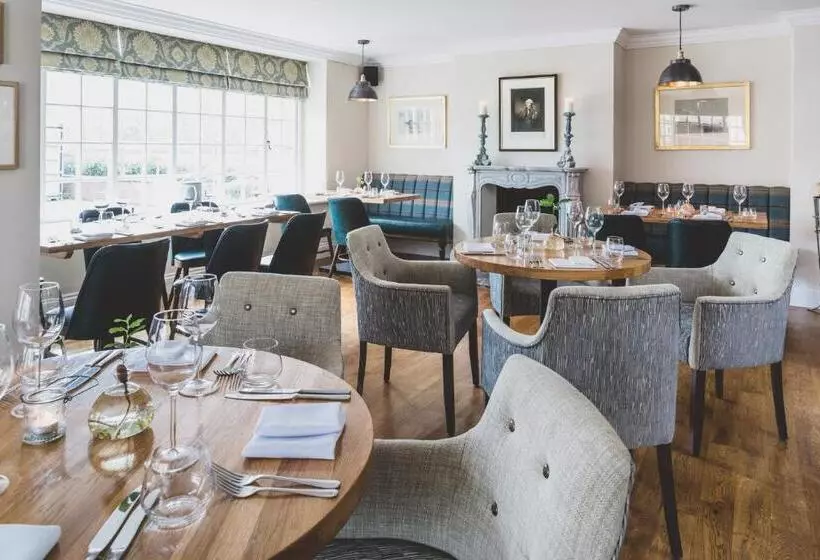 ホテル The Clive Arms