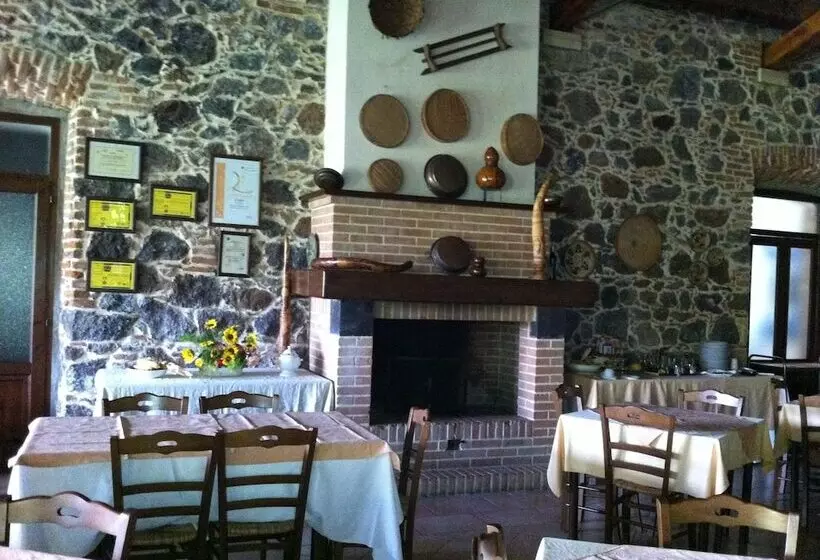 ホテル Agriturismo Il Giglio