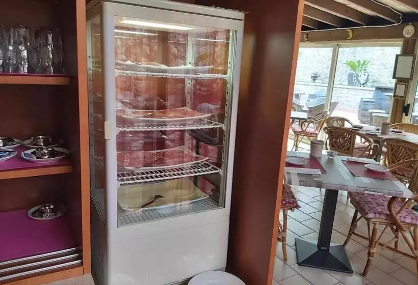 Hotelli Albergo Casa Este