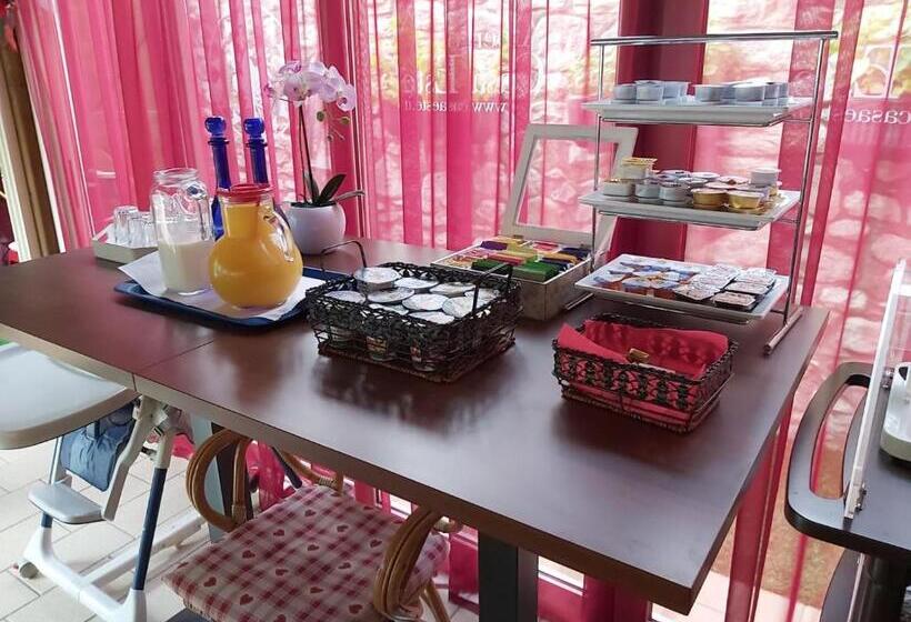 호텔 Albergo Casa Este