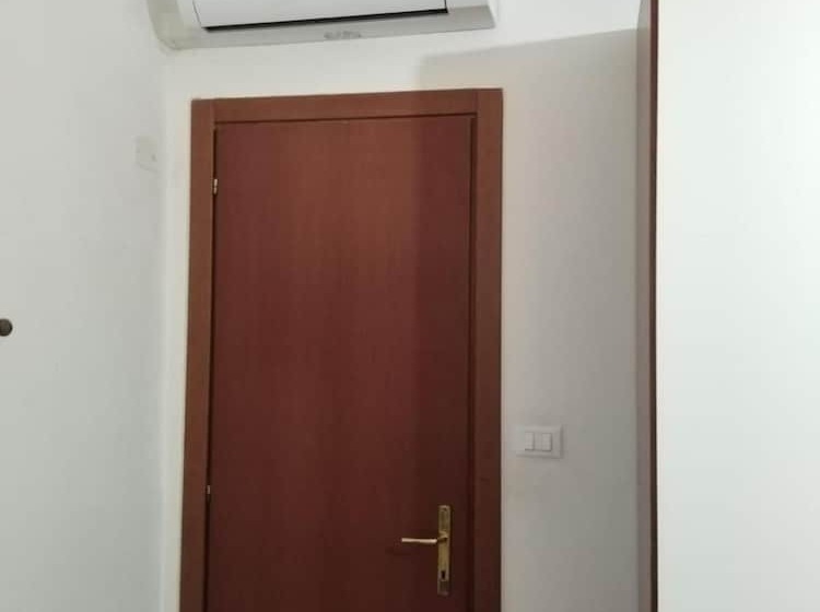 هتل Albergo Cavour Self Checkin