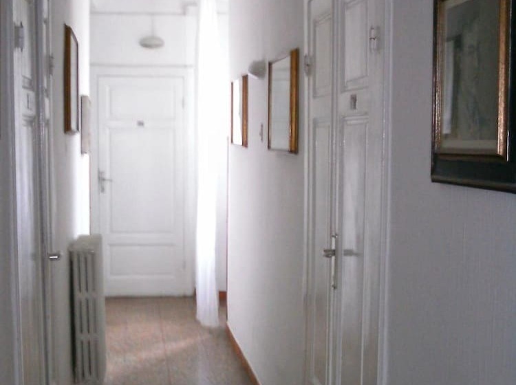 هتل Albergo Cavour Self Checkin