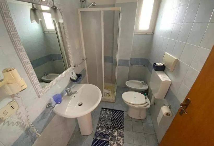 هتل Albergo Villa Marina