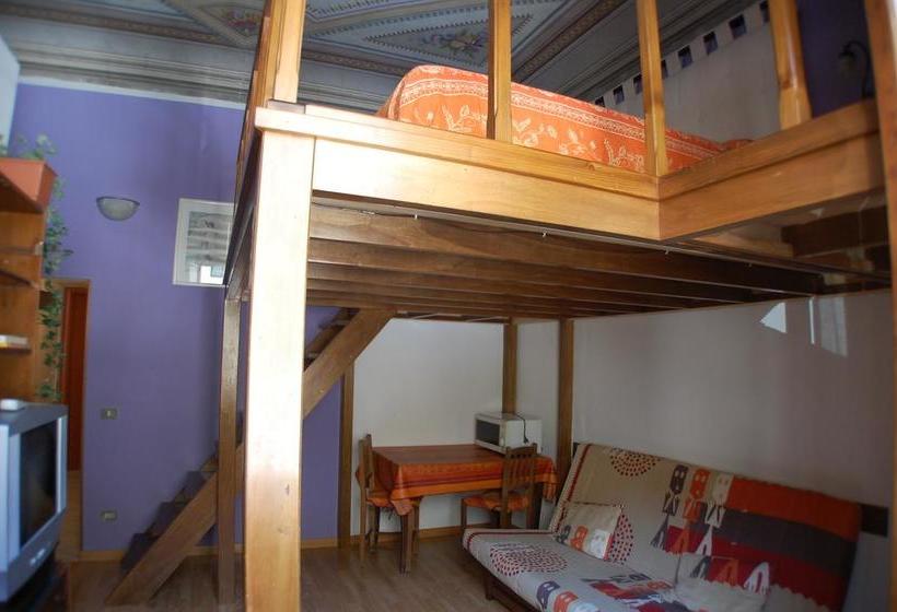 هتل B&b Calcio Storico