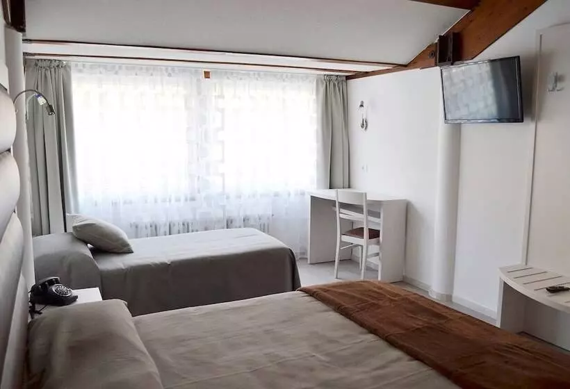 ホテル B&b Seventy Design