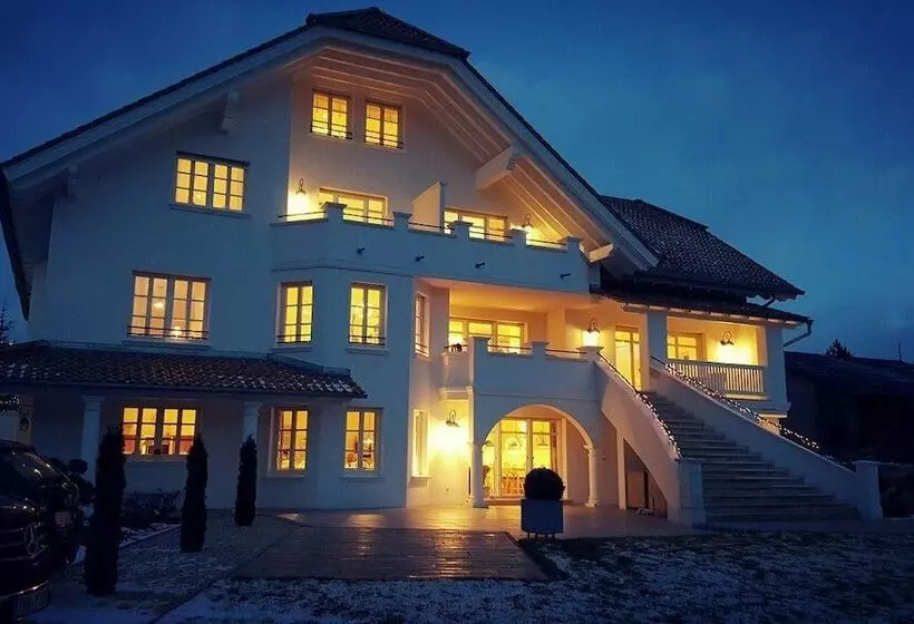 ホテル Belle Maison  Das Kleine