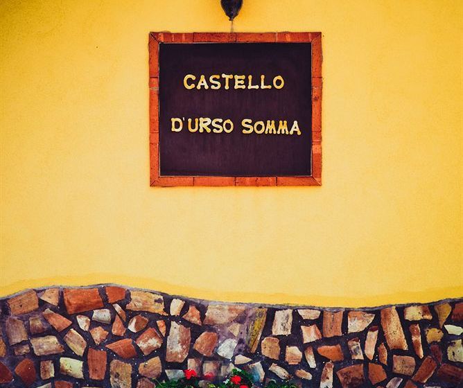 فندق Castello D Urso Somma B&b