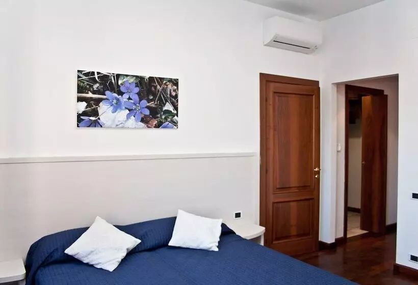 هتل Fiori Del Conero