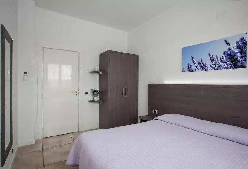 هتل Fiori Del Conero