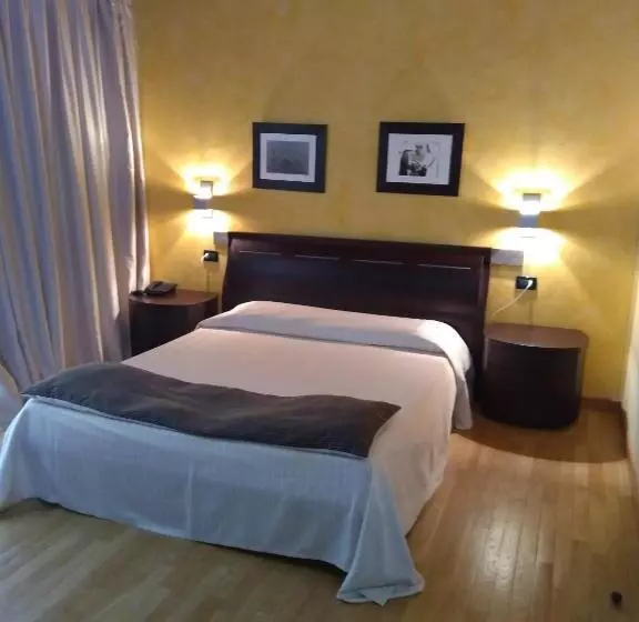Hotelli Fontana Santa