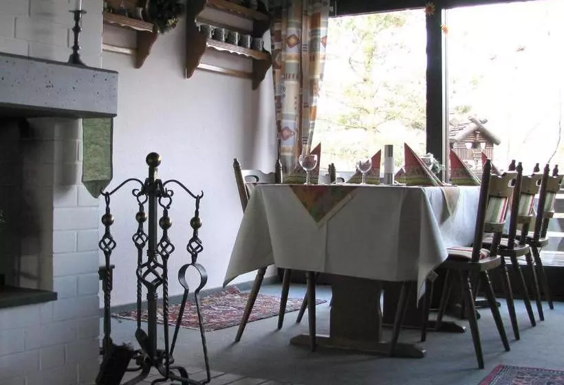 ホテル Haus Salzberg Garni