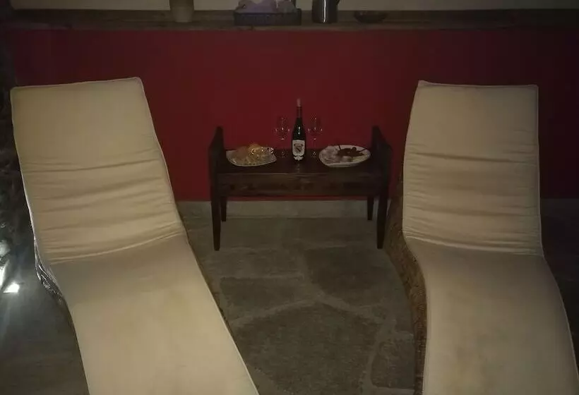 هتل B&b La Maison D  Amelie Camere E Appartamenti