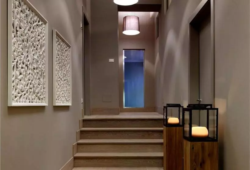 Hotelli Locanda In Borgo Garni & Wellness