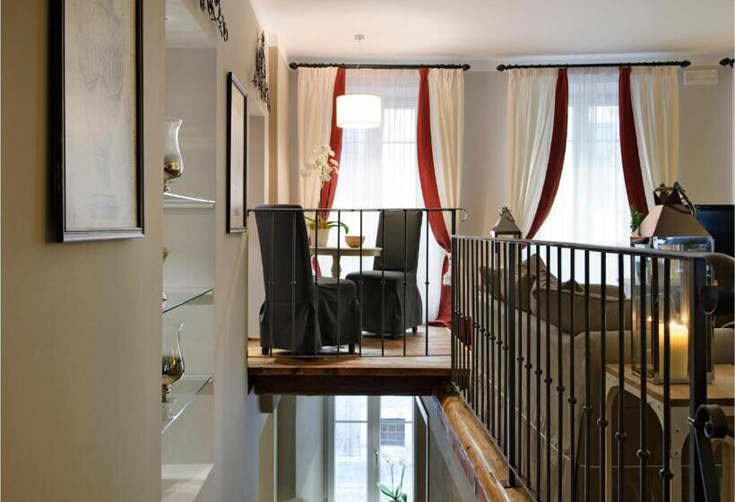 ホテル Locanda In Borgo Garni & Wellness