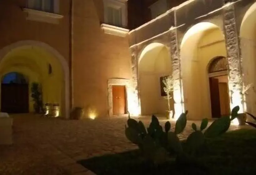 ホテル Palazzo Gambuzza