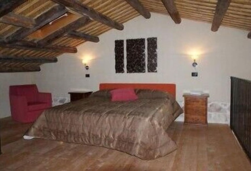 בית מלון כפרי Palazzo Gambuzza