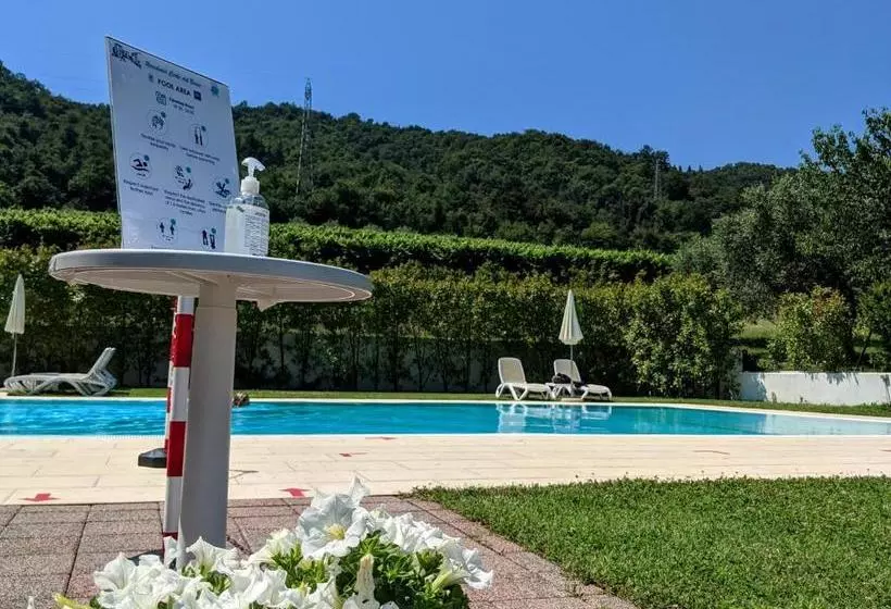 Hotelli Residence Corte Del Bosco