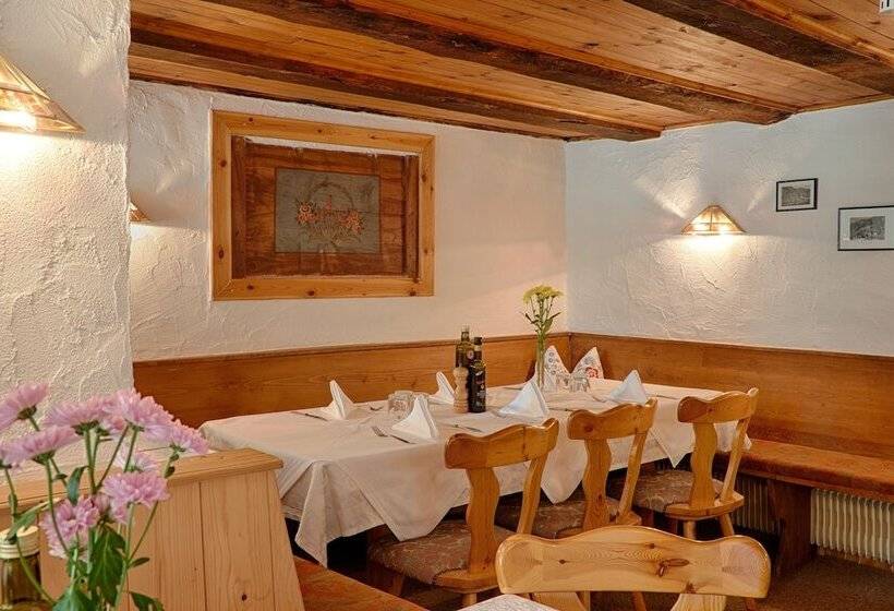 Отель Silbergasser