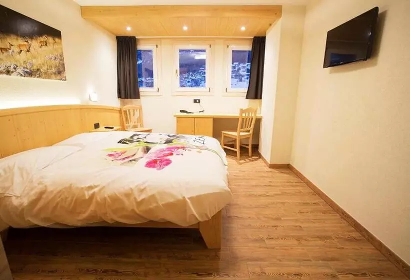ホテル Steinbock B&b  Apartaments