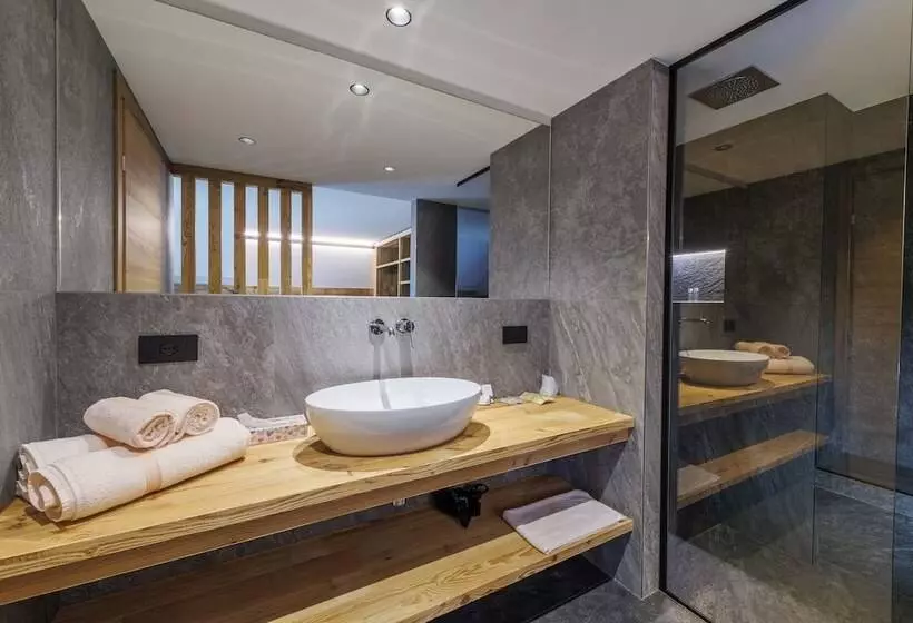ホテル Steinbock B&b  Apartaments