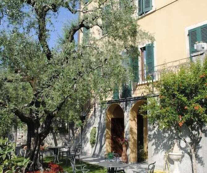 ホテル Tiziana Garnì