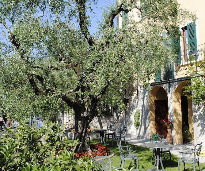 ホテル Tiziana Garnì