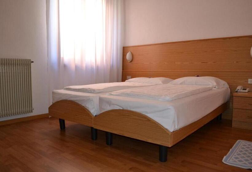 酒店 Villa Orchidea