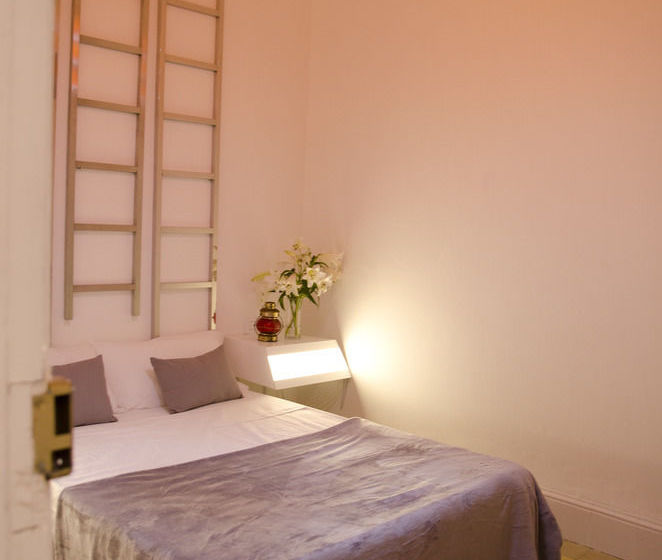 هاستل El Jostel