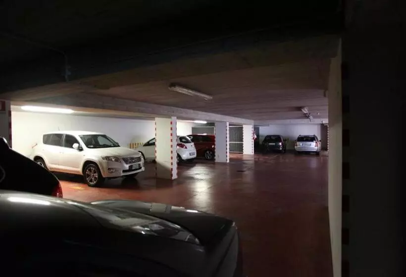 ホテル Albergo Ristorante Papa