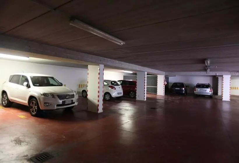 ホテル Albergo Ristorante Papa