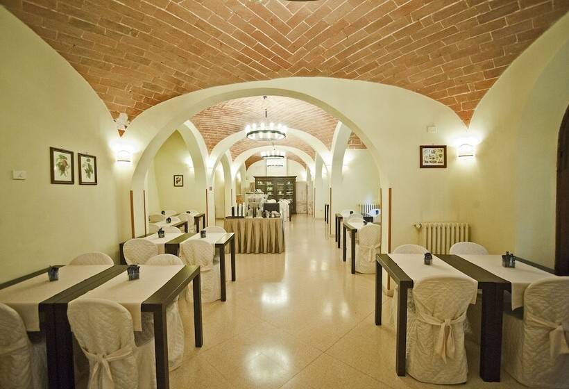 ホテル Alma Domus