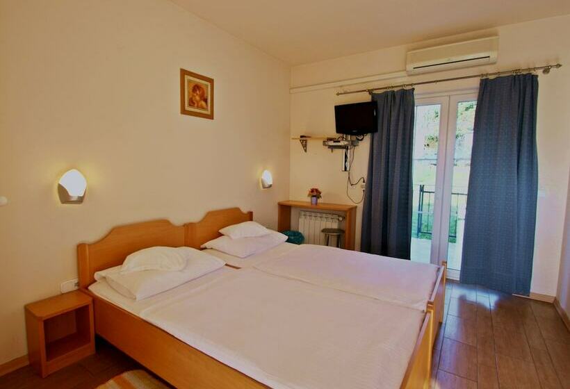 酒店 Arlen Guesthouse