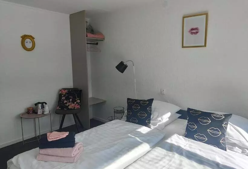 هتل B&b Lela