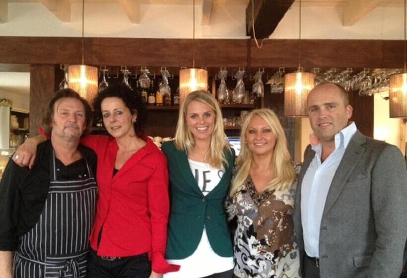 ホテル Brasserie Oud Maren