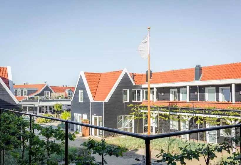 Hotelli De Zeeuwse Kust (family Only)