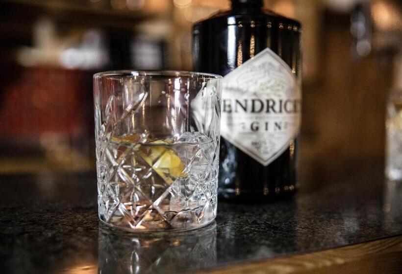 ホテル Königsleiten Vital Alpin