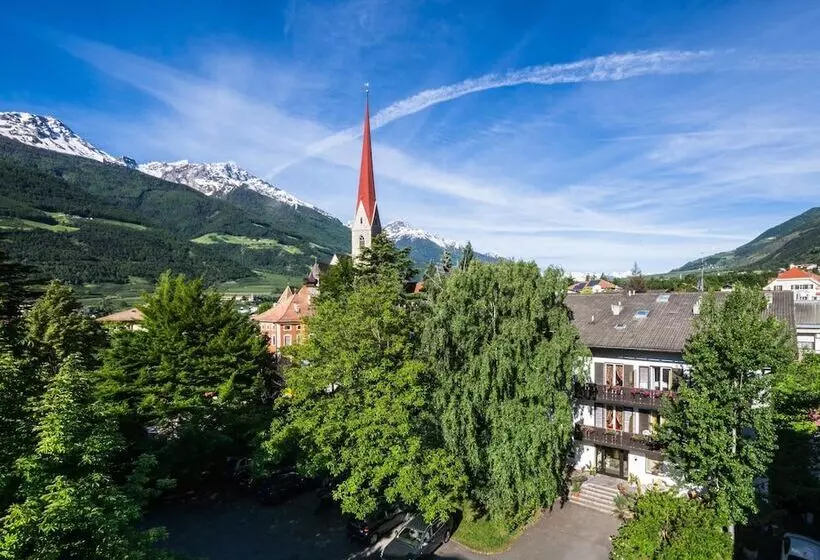 Hotelli Pension Schweitzer
