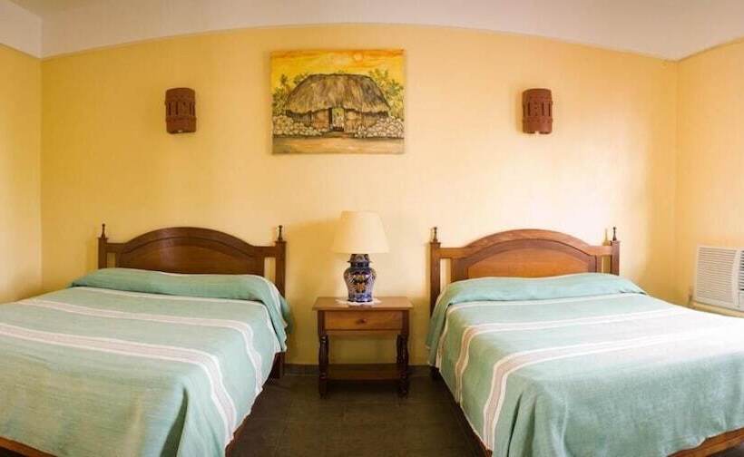 هتل Real Del Mayab