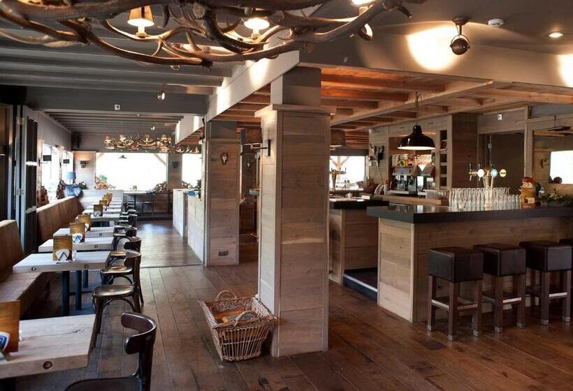 호텔 & Restaurant Meneer Van Eijck