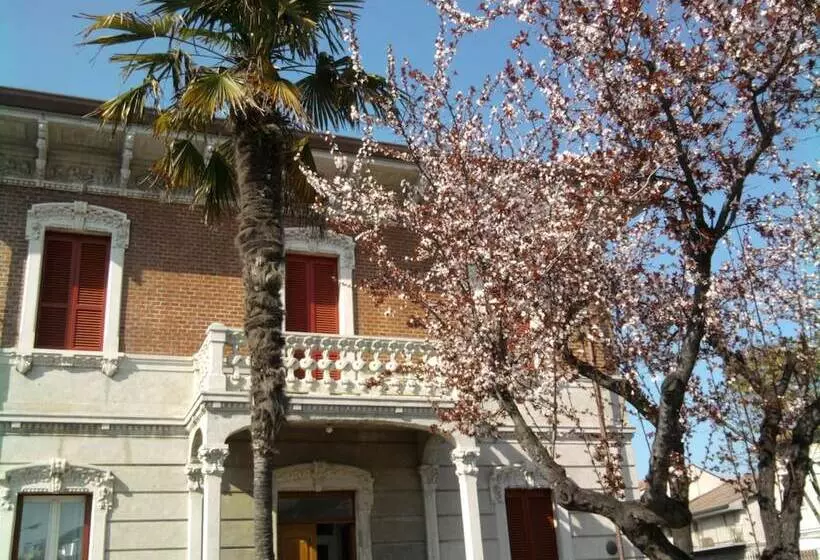 هتل Villa Marietta