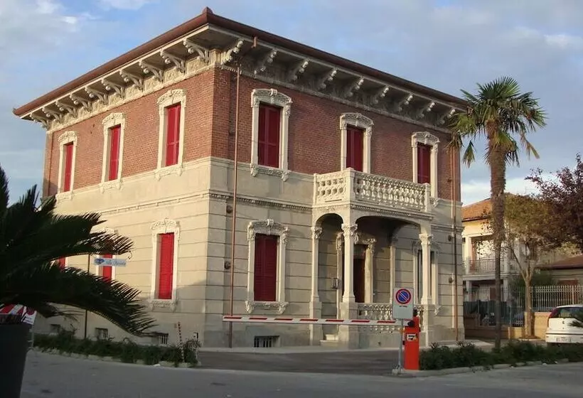 هتل Villa Marietta