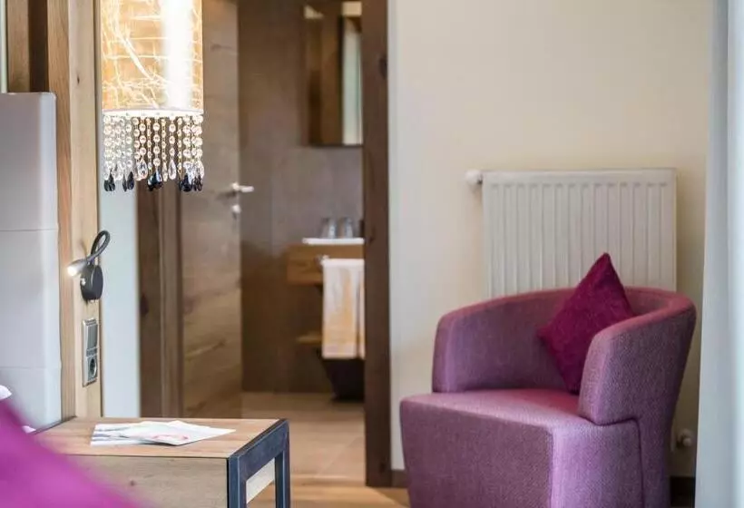 Hotelli Zirmerhof & Residence