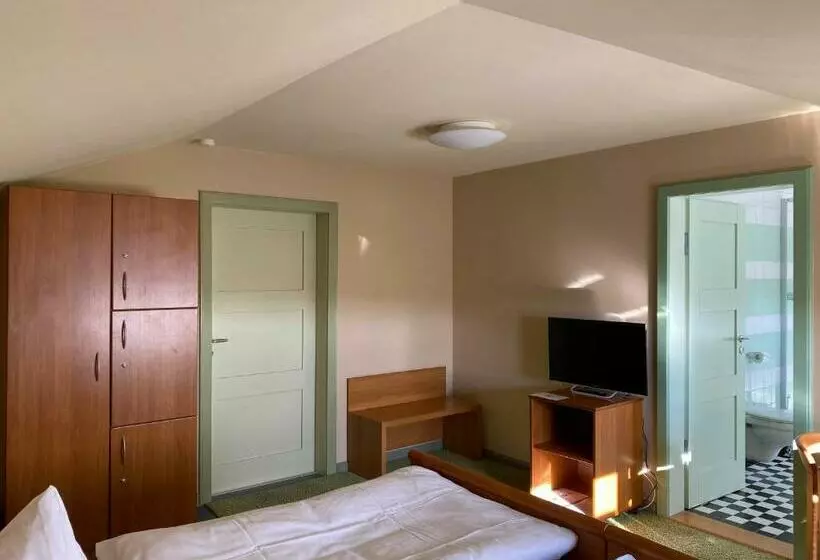 ホテル Gästehaus Am Klinikum