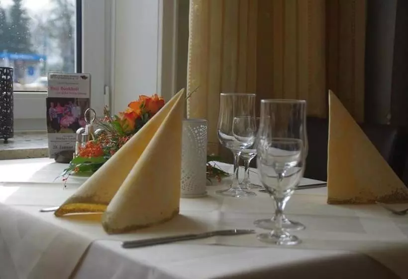 ホテル Böttchers Gasthaus