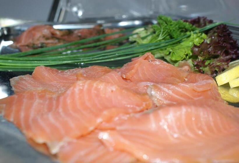 ホテル Am Rosenplatz,24 Stunden Check In, Kostenfreie Parkplätze