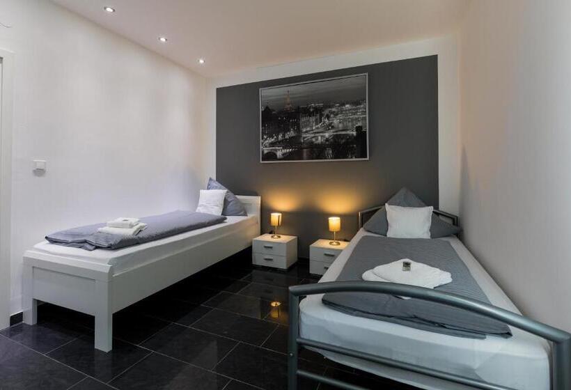 ホテル Am Rosenplatz,24 Stunden Check In, Kostenfreie Parkplätze